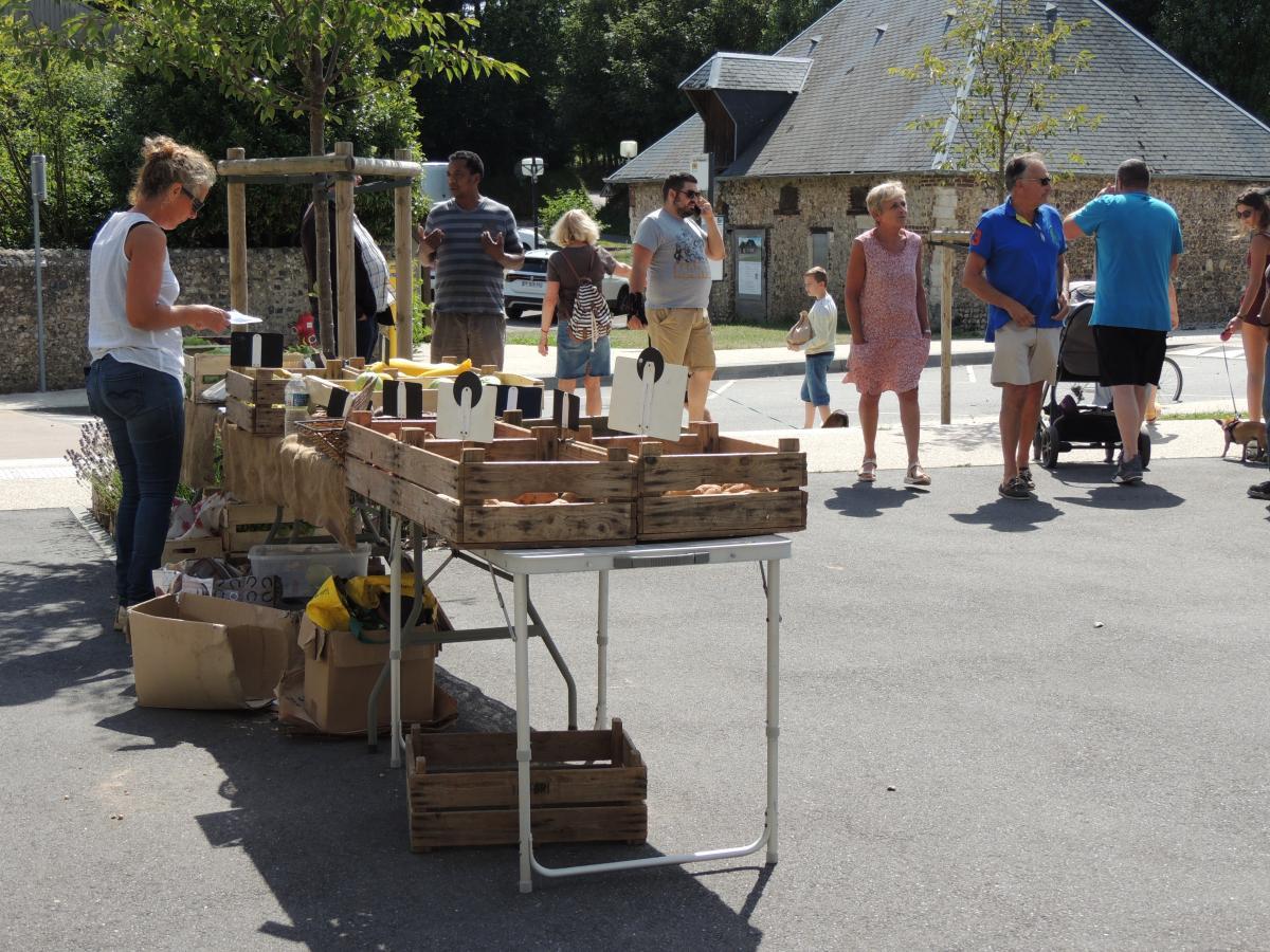 Gladys au marché du pressoir